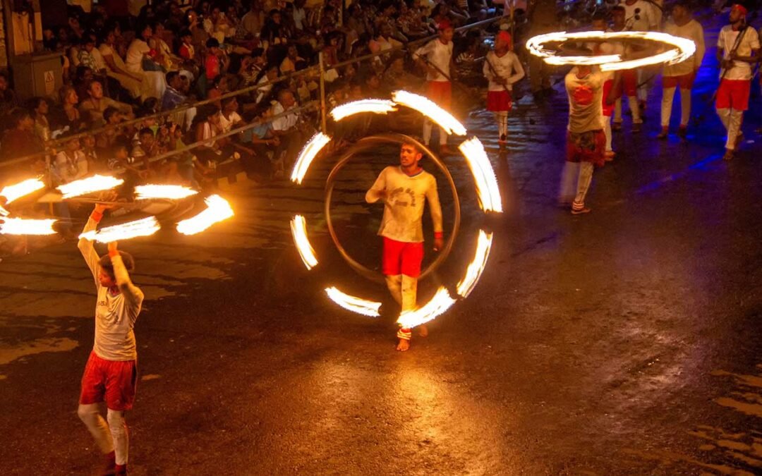 Best of Sri Lanka with Kandy Festival Tour 2025